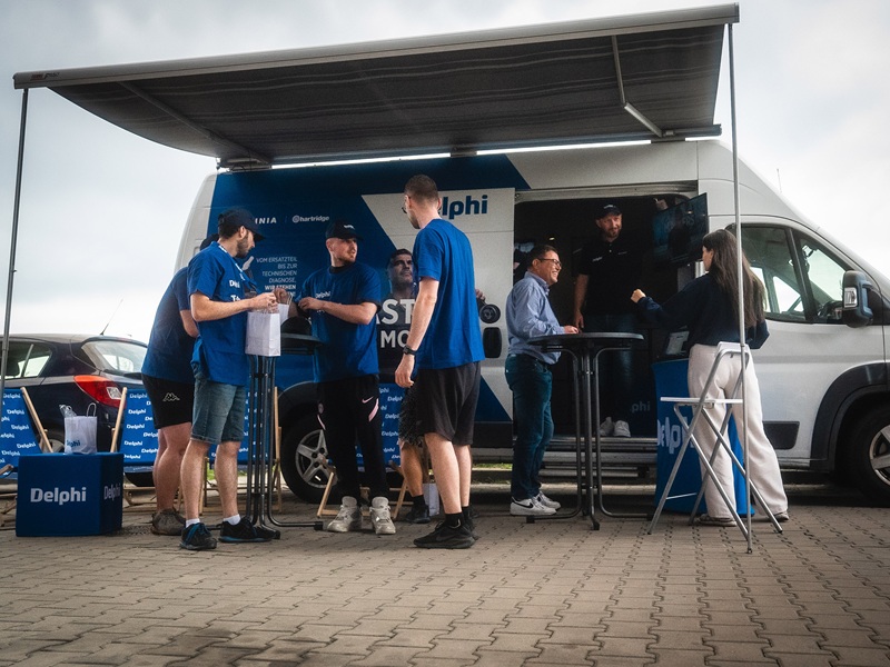 DELPHI TECHVAN TOUR – EKSPERCI RUSZYLI W TRASĘ PO POLSCE