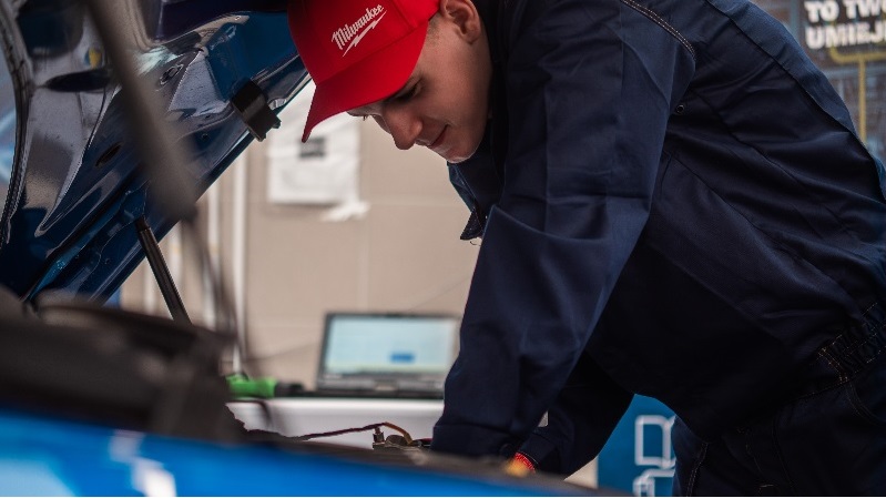 Krajowy finał VIII edycji Young Car Mechanic