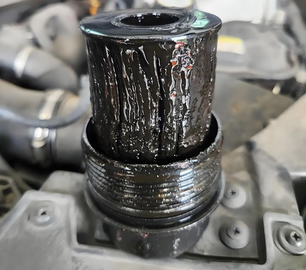 UFI Całkowicie zatkany filtr oleju