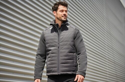 Na Międzynarodowych Targach Ochrony Pracy, Pożarnictwa i Ratownictwa SAWO w Poznaniu w dniach 14–16 kwietnia firma Mewa zaprezentuje ergonomiczną odzież ochronną i roboczą dla przemysłu i rzemiosła, urządzenie do czyszczenia części oraz asortyment artykułów BHP.