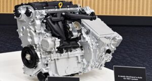 nowy czterocylindrowy silnik 1_5 Toyoty w wariancie wolnossącym oraz z turbodoładowaniem